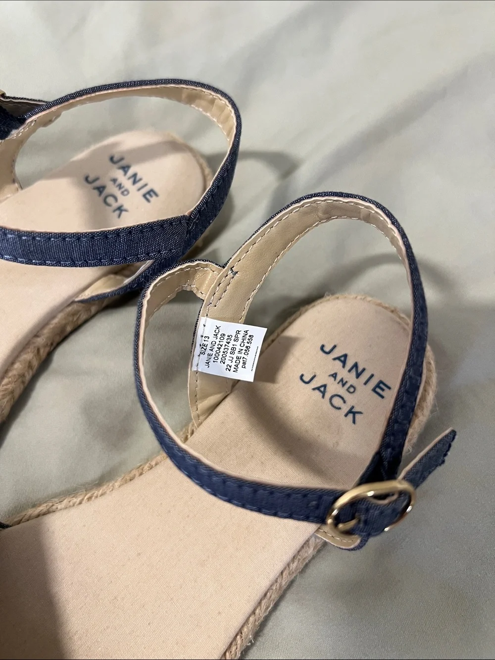 Janie and Jack - Girl’s Navy & Tan Bow Espadrille Sandals - Size 13 (NWOT)